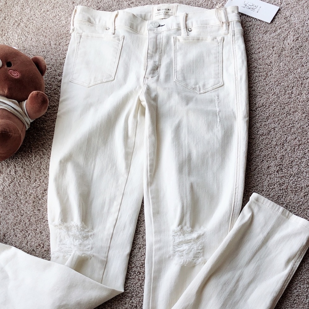 anthropologie white jean very cute details